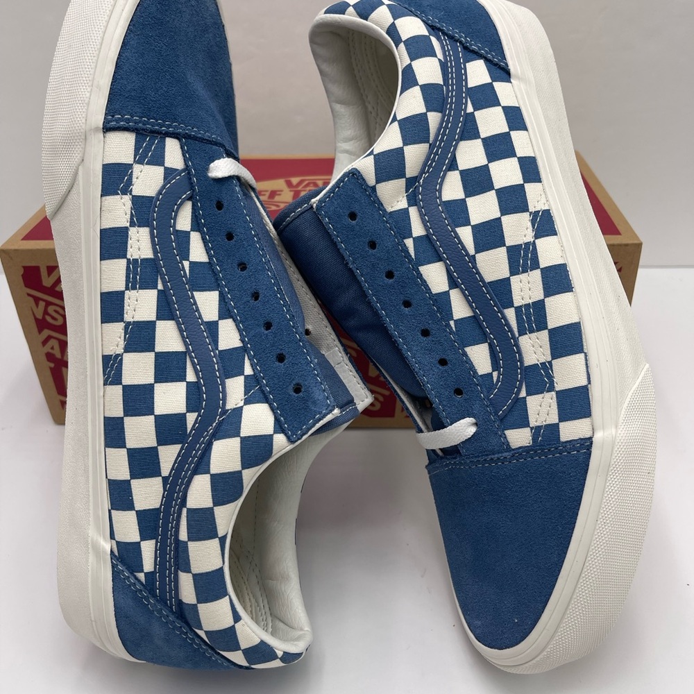 Vans WMNS Old Skool
Checkerboard Navy/White
VN000D7ZNUT Sneakers - Picture 10 of 16